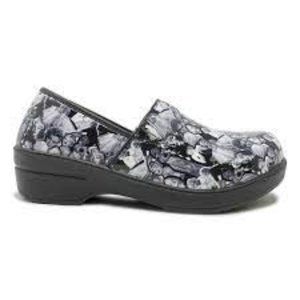 Marilyn Monroe Medichic Professional Clogs SZ 7-9